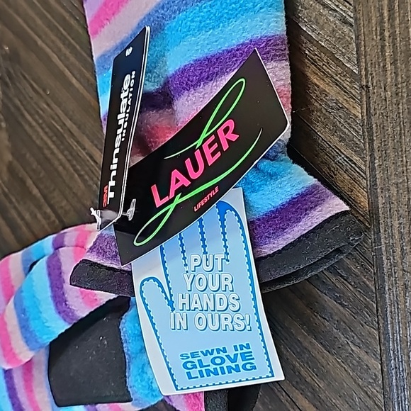 Woman's / Girls mitten by Lauer Gloves. Multi color. size M feels more like S. - Picture 3 of 6